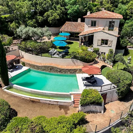 P Domaine De La Nartelle * 생트막시메